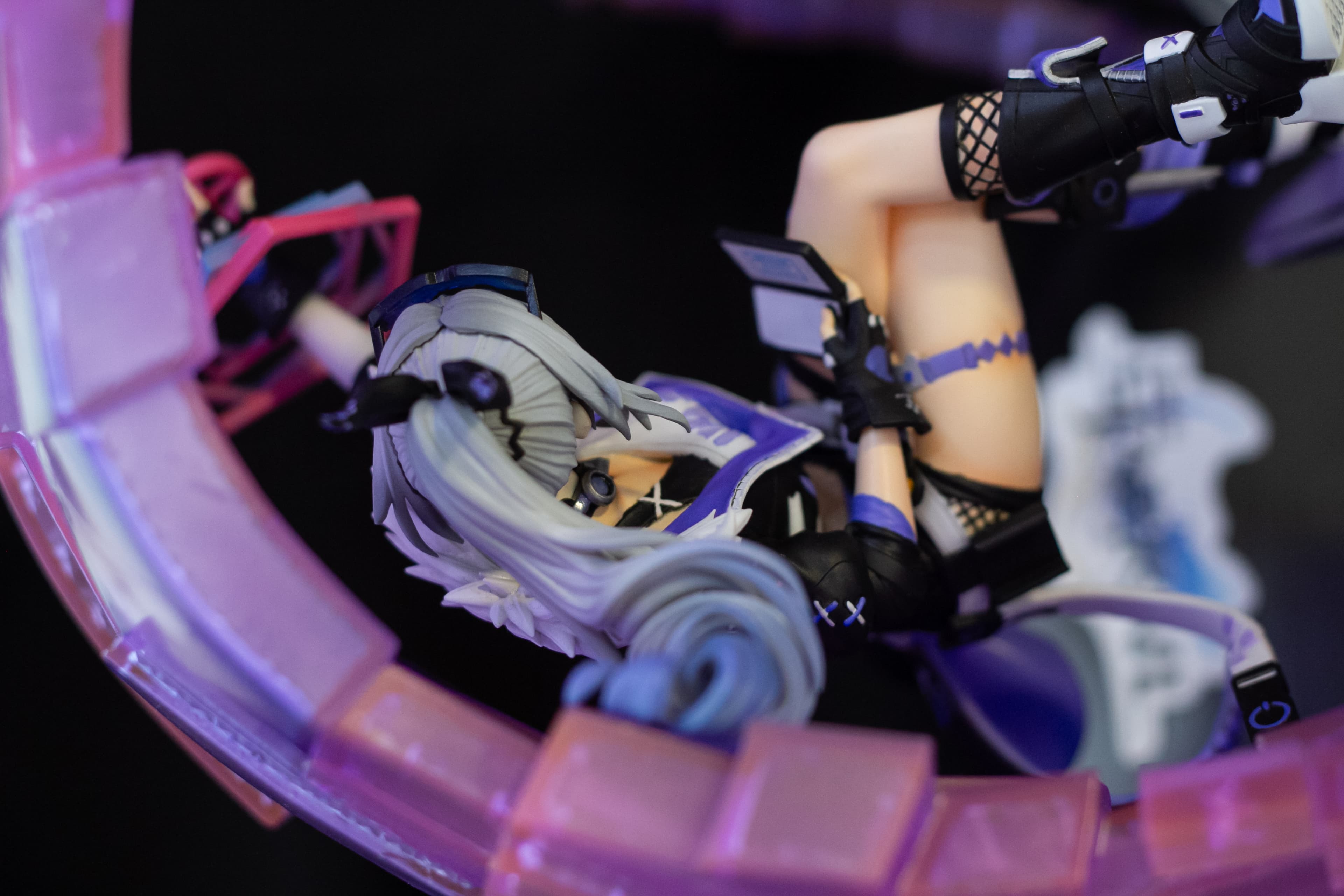 Silver Wolf, photo 18